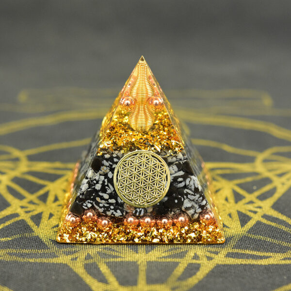 Reiki Orgonite Energy Orgon Pyramid Gathering Fortune Helping Soothe the soul Chakra Resin Decorative Craft Jewelry Cube